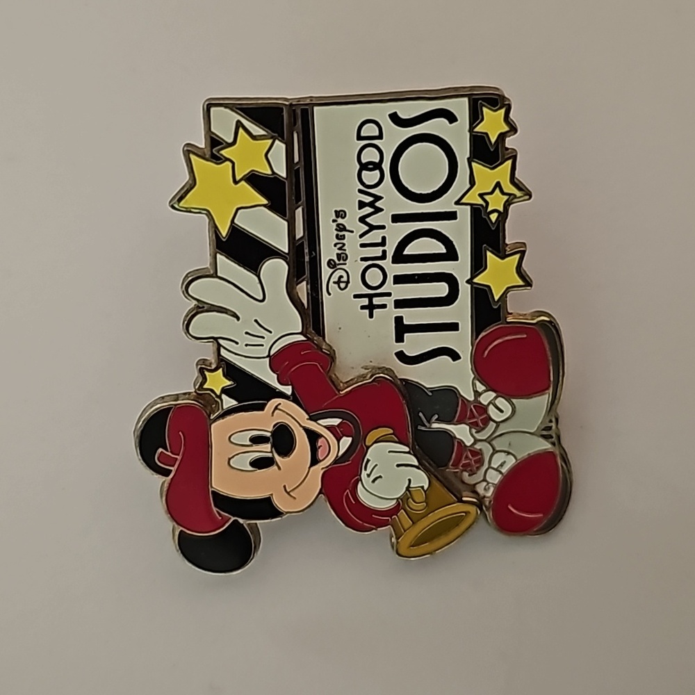 Disney Parks Collectible Pin